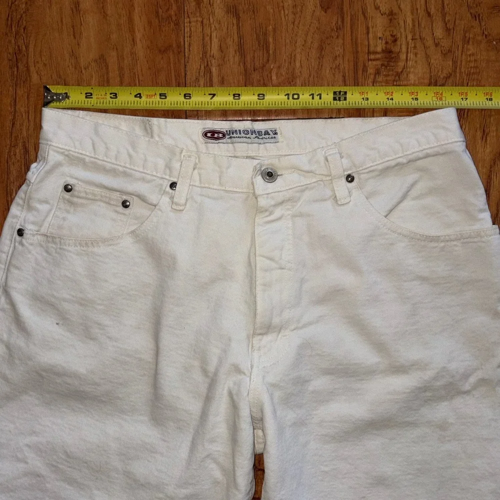 Y2K Unionbay Mens White Denim Shorts Size 34 Cotton Vintage Minor Flaws
